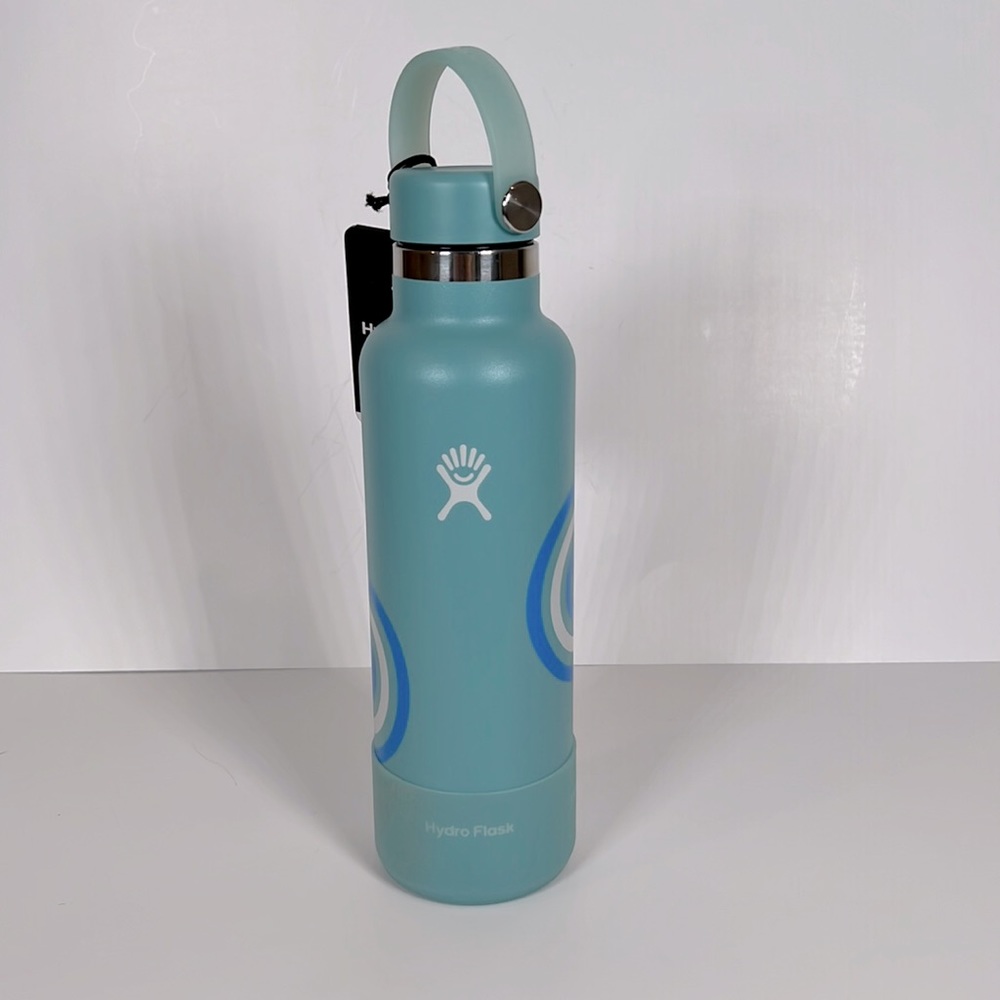 Surf rider foundation Hydro Flask 21oz